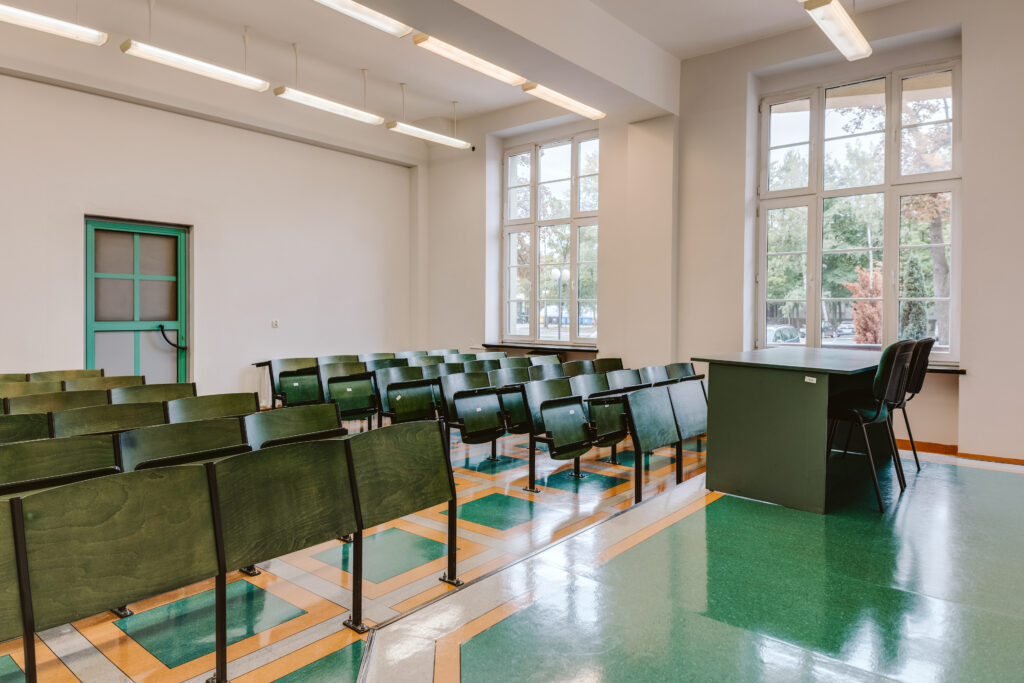 sala 42